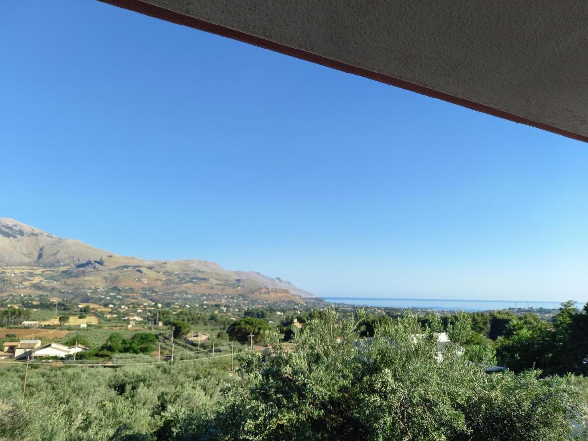 Ibiscus Bed & Breakfast Castellammare del Golfo Exterior photo
